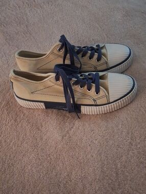 Mutuoni Shoes